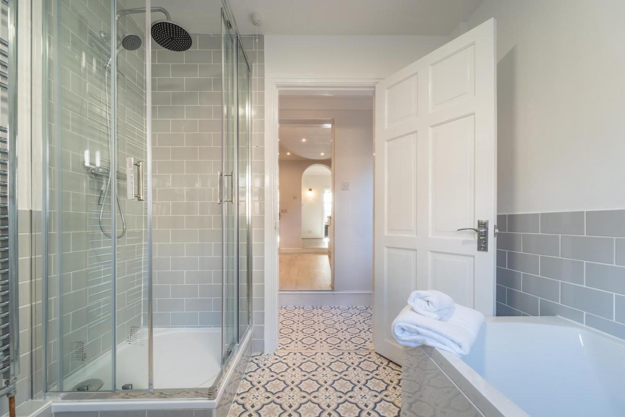 Southview Stays - Three Bedroom House Честер Екстер'єр фото