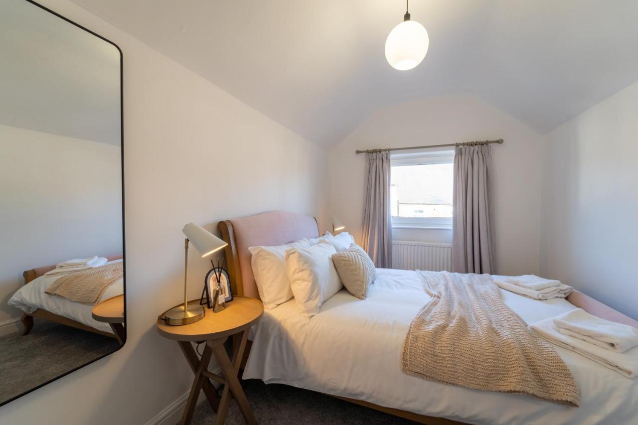 Southview Stays - Three Bedroom House Честер Екстер'єр фото