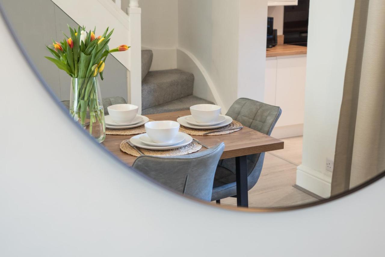 Southview Stays - Three Bedroom House Честер Екстер'єр фото